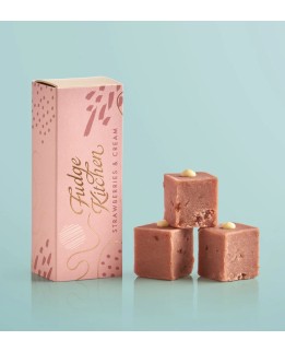 Fudge Kitchen Strawberries & Cream Fudge Slider TRIO 63g Fudge Kitchen Strawberries & Cream Fudge Slider TRIO 63g